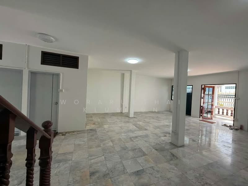 บ้าน 3-ห้องนอน, กรุงเทพ, บางขุนเทียน, จอมทอง, กรุงเทพ, 204 ตร.ม., บ้านเดี่ยว ขาย, โดย Woraruethai Klumbun, 500433883 - DDproperty.com