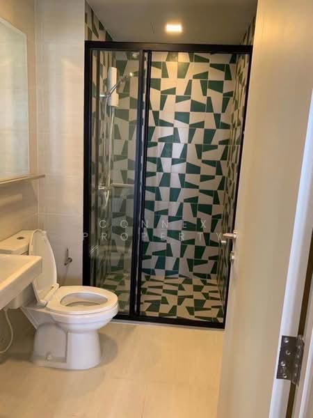 The Base Sukhumvit 50, Bangkok, Soi Roem Charoen 1, Sukhumvit 50 Road, Phra Kanong, Khlong Toei, Bangkok, 1 Bedroom, 26 sqm, Condo For Rent, by Connex Property, 500433887 - DDproperty.com