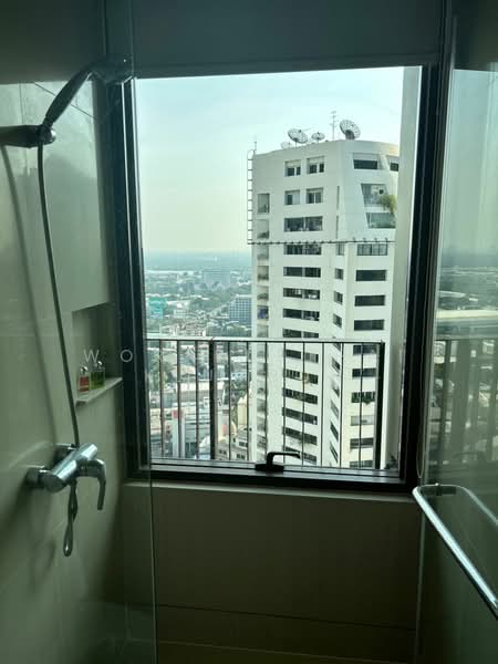 The Emporio Place, Bangkok, 93 Soi Sukhumvit 24, Sukhumvit Road, Khong Tan, Khlong Toei, Bangkok, 2 Bedrooms, 104 sqm, Condo For Sale, by Woraruethai Klumbun, 500433958 - DDproperty.com