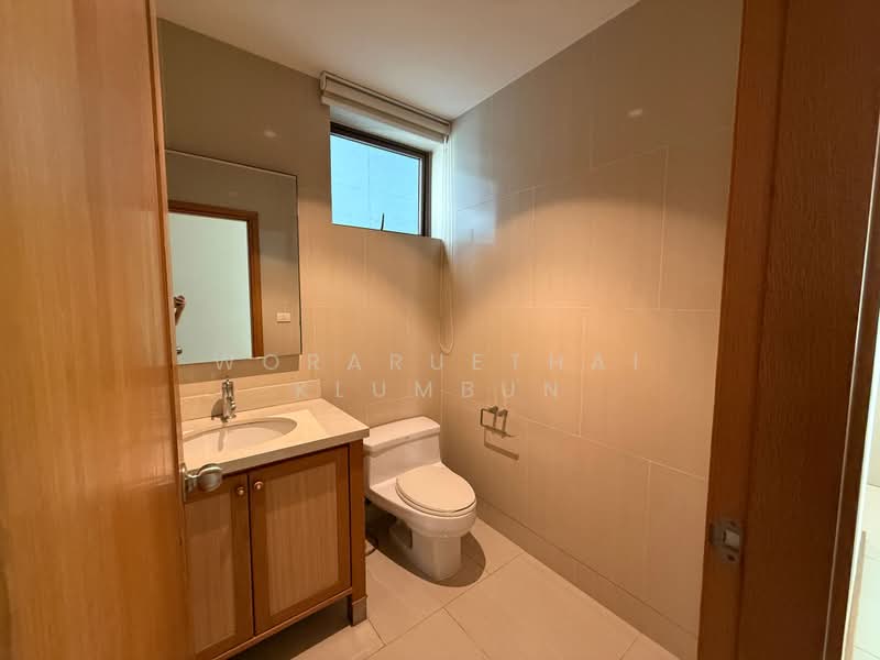 The Emporio Place, Bangkok, 93 Soi Sukhumvit 24, Sukhumvit Road, Khong Tan, Khlong Toei, Bangkok, 2 Bedrooms, 104 sqm, Condo For Sale, by Woraruethai Klumbun, 500433958 - DDproperty.com