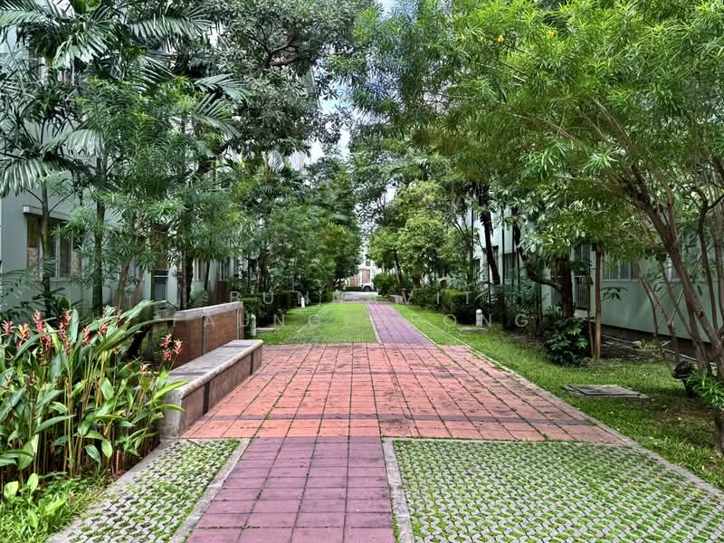 Lumpini Condo Town Ramintra-Laksi, Bangkok, 16 Ram Inthra Road, Anusaowari, Bang Khen, Bangkok, 2 Bedrooms, 50 sqm, Condo For Sale, by Bunnavit Faungfupong, 500433977 - DDproperty.com