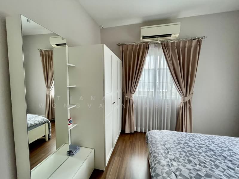 Burasiri Panyaintra, Bangkok, Khlong Song Road, Bang Chun, Khlong Sam Wa, Bangkok, 3 Bedrooms, 165 sqm, Single Detached House For Rent, by Thananthorn Wongvarnkaseam, 500433979 - DDproperty.com