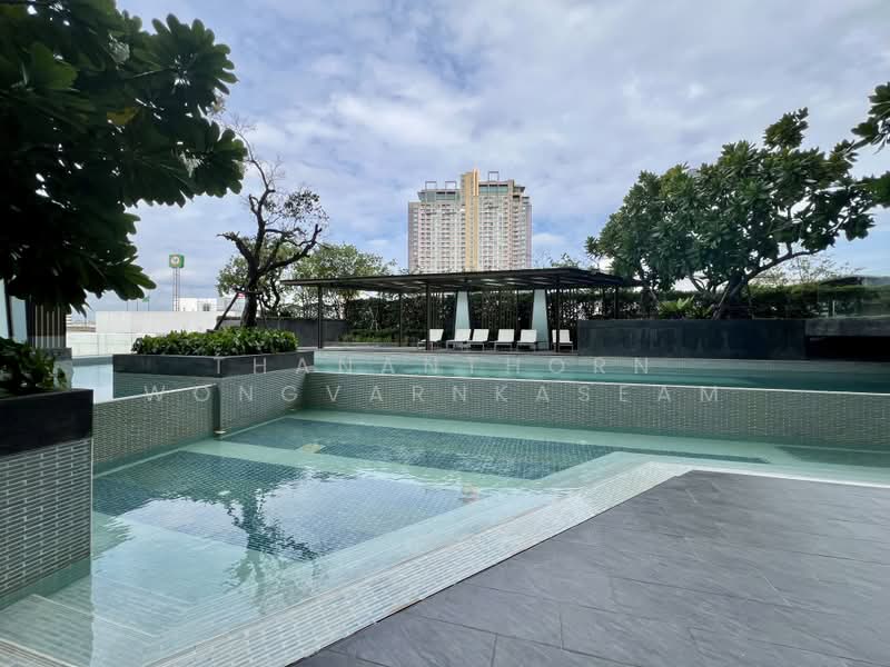 The Niche Pride Thonglor-Phetchaburi, Bangkok, New Petchaburi Road, Bang Kapi, Huai Khwang, Bangkok, 1 Bedroom, 36 sqm, Condo For Rent, by Thananthorn Wongvarnkaseam, 500433982 - DDproperty.com