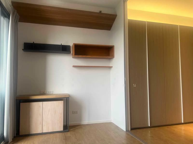 Triple Y Residence Samyan, Bangkok, Rama 4 Road, Wang Mai, Pathum Wan, Bangkok, 1 Bedroom, 33 sqm, Condo For Rent, by พิมพ์ภัทรา แจ่มอุลิตรัตน, 500433985 - DDproperty.com