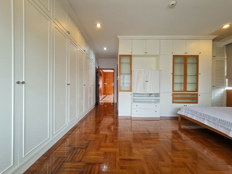 Tower Park, Bangkok, 88 Soi Sukhumvit 3, Sukhumvit Road, Khlongtoei Nua, Watthana, Bangkok, 3 Bedrooms, 280 sqm, Condo For Rent, by Bangkok Residential, 500434075 - DDproperty.com