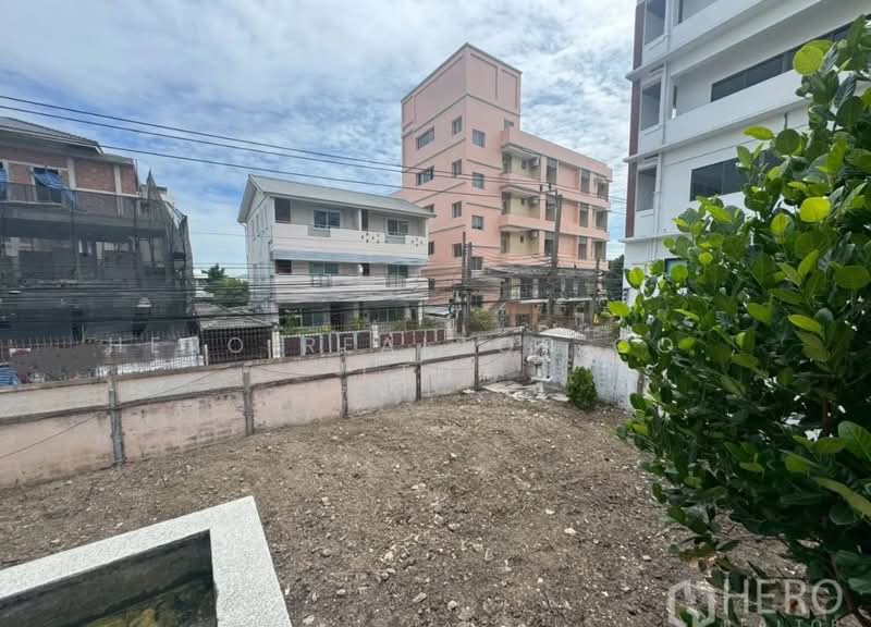 For Rent 5 Bedroom Detached House near BTS Phra Khanong, Watthana Bangkok HRE01106, กรุงเทพ, พระโขนงเหนือ, วัฒนา, กรุงเทพ, 200 ตร.ม., บ้านเดี่ยว ให้เช่า, โดย Hero Realtor Co., Ltd., 500434081 - DDproperty.com