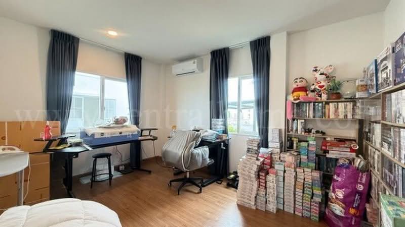 MODEN Rama 2, Samut Sakhon, Soi Wat Panthai Norasing, Local Highway No. 33-0016, Phanthai Norasing, Muang Samut Sakhon, Samut Sakhon, 4 Bedrooms, 220 sqm, Single Detached House For Sale, by คุณ นนทิตา ( ต่าย ), 500434099 - DDproperty.com