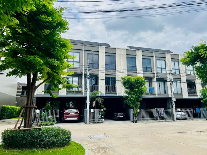 Cherkoon Sukhumvit 77, Bangkok, 1419 1 Soi On Nut 46, Suan Luang, Bangkok, 3 Bedrooms, 100 sqm, Townhouse For Sale, by The Best Property ปู, 500434100 - DDproperty.com