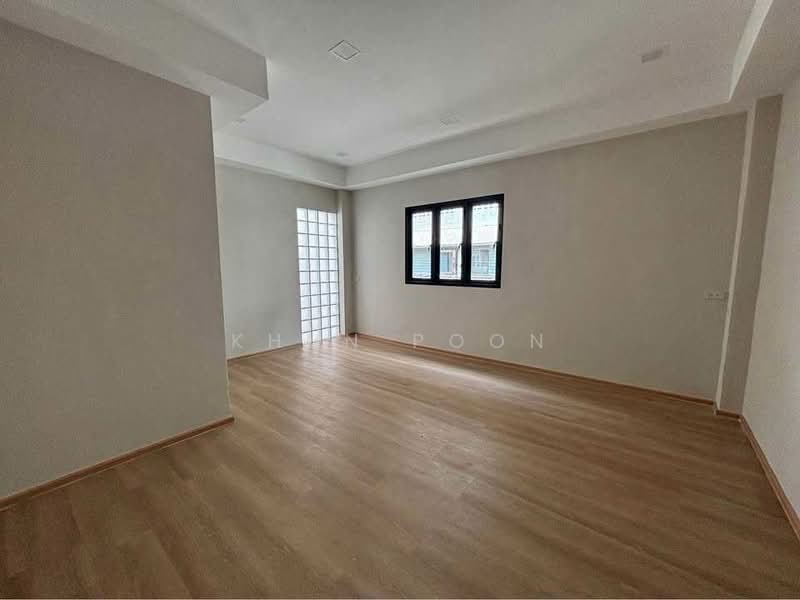 ให้เช่า โฮมออฟฟิศ Oak House สุขุมวิท 101/1 ใกล้ BTS อุดมสุข (SPSSR317), กรุงเทพ, ซอย วชิรธรรมสาธิต 42, บางจาก, พระโขนง, กรุงเทพ, 151 ตร.ม., ทาวน์เฮ้าส์ ให้เช่า, โดย Khun Poon, 500434116 - DDproperty.com