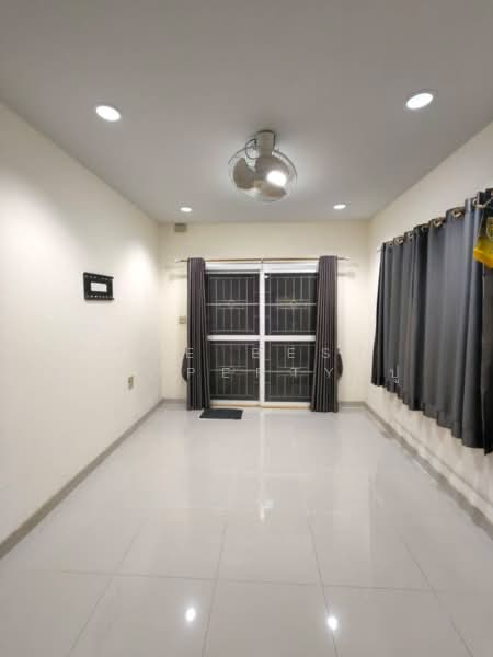 นิรันดร์วิลล์ 12, Samut Prakan, Bang Chalong, Bang Plee, Samut Prakan, 4 Bedrooms, 100 sqm, Semi-Detached House (Twin House) For Sale, by The Best Property ปู, 500434122 - DDproperty.com