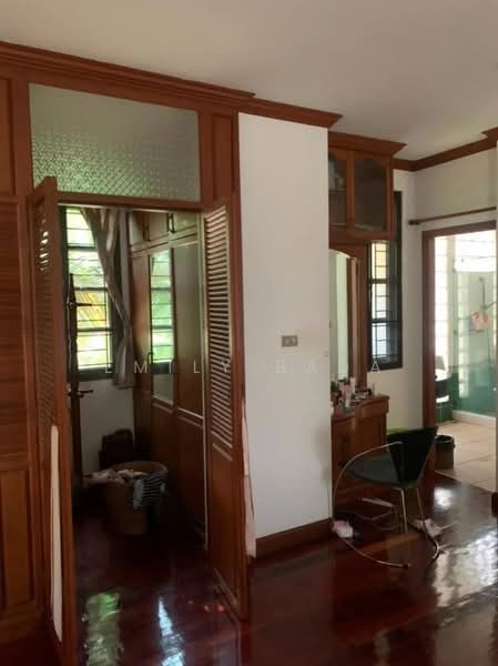 7-BR House, Bangkok, Bangkhuntien, Chom Thong, Bangkok, 7 Bedrooms, 734 sqm, Single Detached House For Sale, by Emily Bada, 500434150 - DDproperty.com