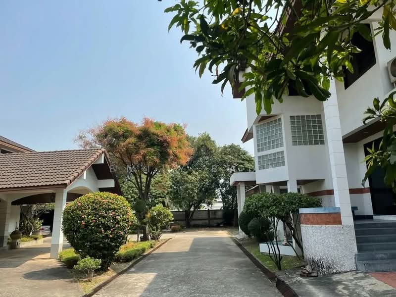 7-BR House, Bangkok, Bangkhuntien, Chom Thong, Bangkok, 7 Bedrooms, 734 sqm, Single Detached House For Sale, by Emily Bada, 500434150 - DDproperty.com
