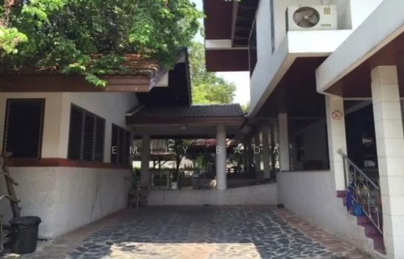 7-BR House, Bangkok, Bangkhuntien, Chom Thong, Bangkok, 7 Bedrooms, 734 sqm, Single Detached House For Sale, by Emily Bada, 500434150 - DDproperty.com