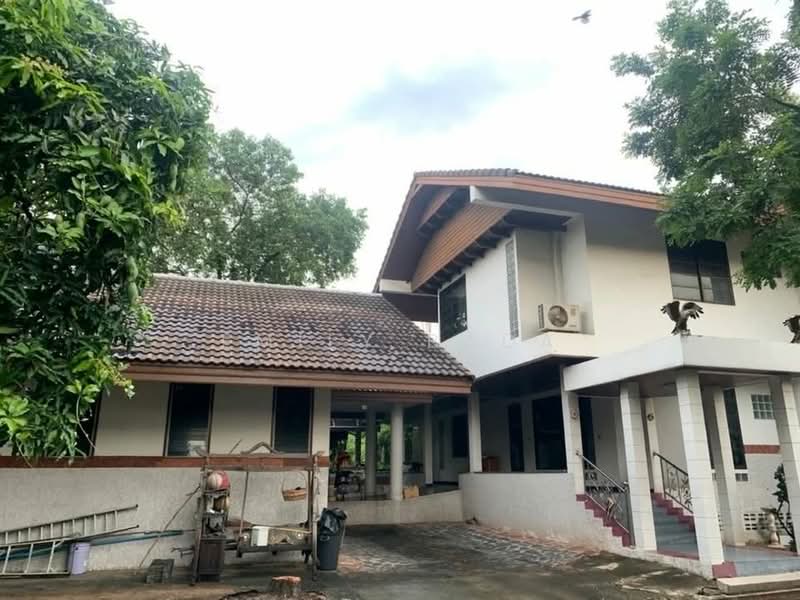 7-BR House, Bangkok, Bangkhuntien, Chom Thong, Bangkok, 7 Bedrooms, 734 sqm, Single Detached House For Sale, by Emily Bada, 500434150 - DDproperty.com