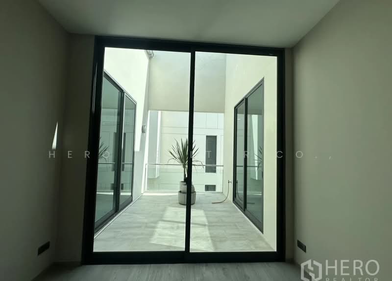 For Rent Home Office 400 sqm near MRT Si Nut, Suan Luang Bangkok HRE01117, Bangkok, Suan Luang, Bangkok, , 400 sqm, Office Space For Rent, by Hero Realtor Co., Ltd., 500434153 - DDproperty.com