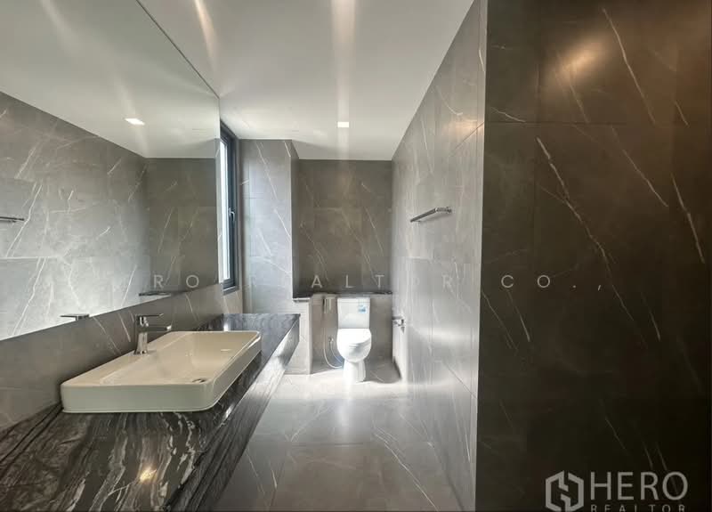For Rent Home Office 400 sqm near MRT Si Nut, Suan Luang Bangkok HRE01117, Bangkok, Suan Luang, Bangkok, , 400 sqm, Office Space For Rent, by Hero Realtor Co., Ltd., 500434153 - DDproperty.com