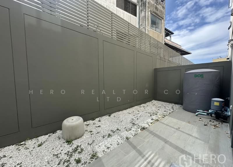 For Rent Home Office 400 sqm near MRT Si Nut, Suan Luang Bangkok HRE01117, Bangkok, Suan Luang, Bangkok, , 400 sqm, Office Space For Rent, by Hero Realtor Co., Ltd., 500434153 - DDproperty.com