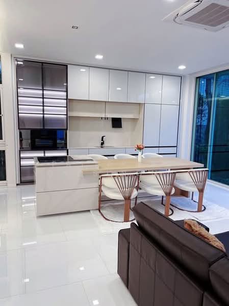 VIVE Ekkamai-Ramintra, Bangkok, Soi Yothin Phatthana 3, Nawamin, Bueng Kum, Bangkok, 4 Bedrooms, 380 sqm, Single Detached House For Rent, by Pattaporn Yongsungnone, 500434158 - DDproperty.com