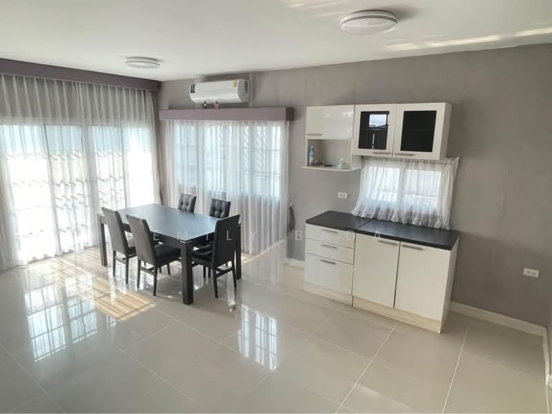 Burasiri Panyaintra, Bangkok, Khlong Song Road, Bang Chun, Khlong Sam Wa, Bangkok, 3 Bedrooms, 164 sqm, Single Detached House For Rent, by Emily Bada, 500434177 - DDproperty.com