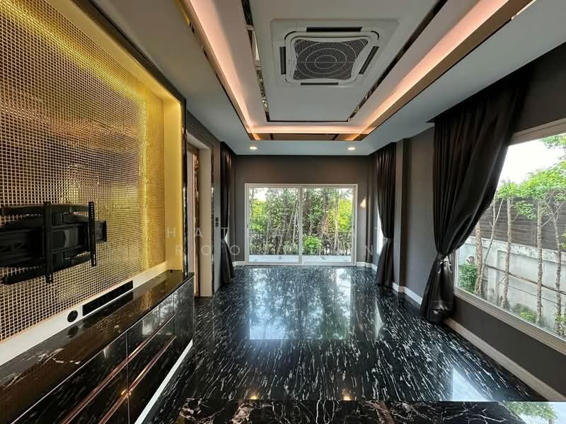 The Grand Pinklao, Bangkok, 594 Borommaratchachonnani Road, Sala Thammasop, Thawi Watthana, Bangkok, 4 Bedrooms, 400 sqm, Single Detached House For Rent, by Hathairat Rookphan, 500434199 - DDproperty.com
