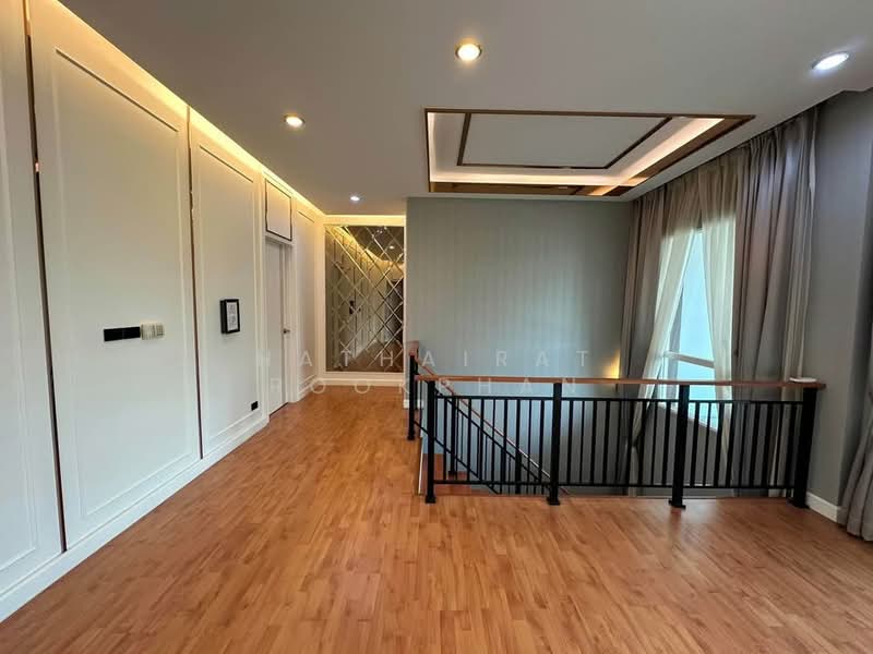 The Grand Pinklao, Bangkok, 594 Borommaratchachonnani Road, Sala Thammasop, Thawi Watthana, Bangkok, 4 Bedrooms, 400 sqm, Single Detached House For Rent, by Hathairat Rookphan, 500434199 - DDproperty.com
