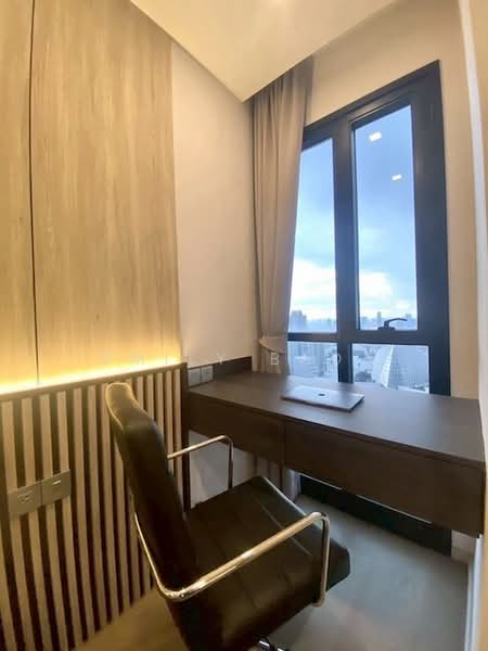 ASHTON Asoke, Bangkok, 131 Asoke Montri Road, Khlongtoei Nua, Watthana, Bangkok, 1 Bedroom, 34 sqm, Condo For Rent, by Emily Bada, 500434202 - DDproperty.com