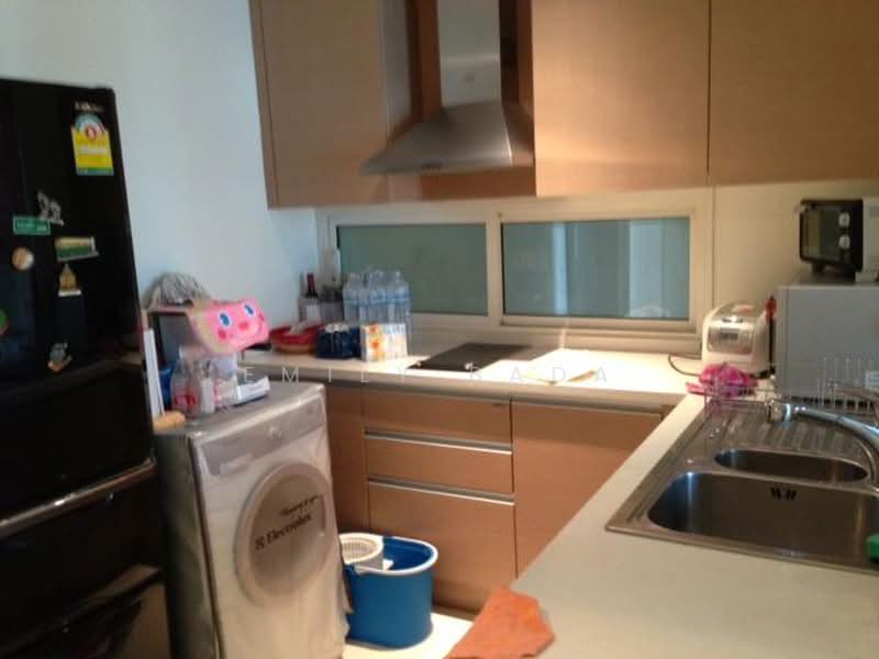 The Empire Place, Bangkok, 88 Narathiwatratchanakharin Road, Thung Maha Mek, Sathon, Bangkok, 1 Bedroom, 65 sqm, Condo For Sale, by Emily Bada, 500434209 - DDproperty.com