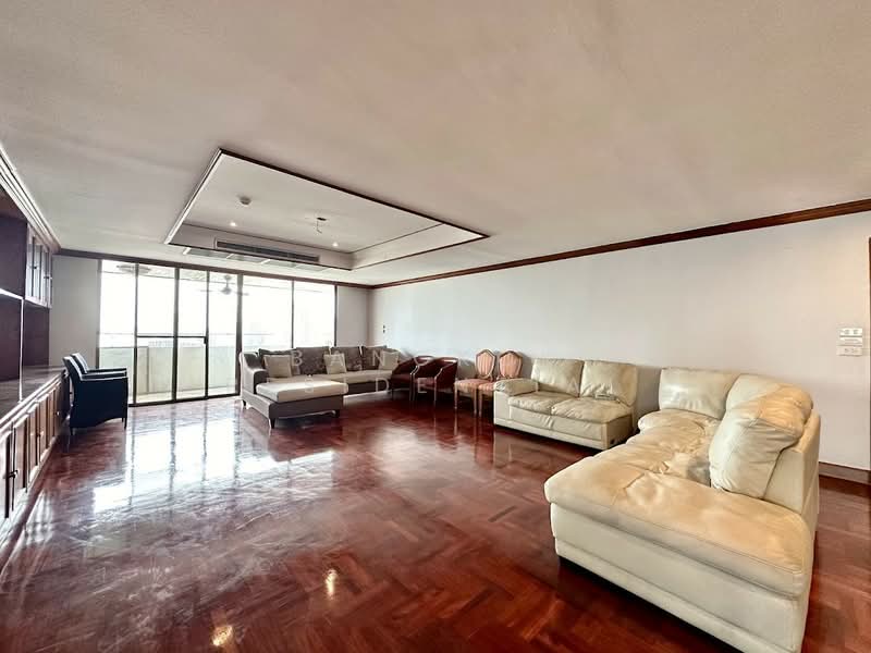 Oriental Towers, Bangkok, 25 Soi Ekkamai 12, Ekkamai Road, Khlong Tan Nua, Watthana, Bangkok, 3 Bedrooms, 315 sqm, Condo For Rent, by Bangkok Residential, 500434229 - DDproperty.com