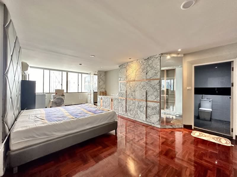 Oriental Towers, Bangkok, 25 Soi Ekkamai 12, Ekkamai Road, Khlong Tan Nua, Watthana, Bangkok, 3 Bedrooms, 315 sqm, Condo For Rent, by Bangkok Residential, 500434229 - DDproperty.com