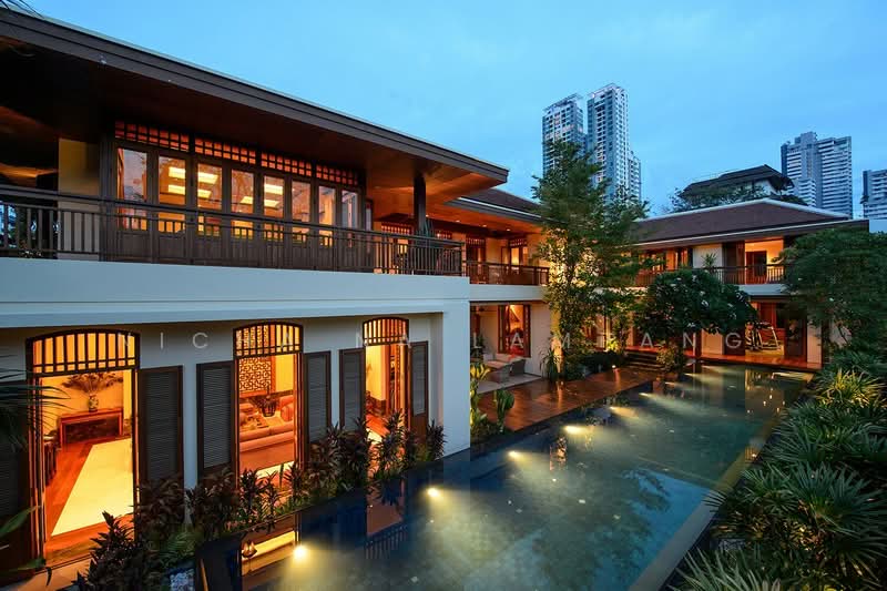 5-BR House, Bangkok, Khlong Tan Nua, Watthana, Bangkok, 5 Bedrooms, 820 sqm, Single Detached House For Sale, by Nicha Na Lampang, 500434247 - DDproperty.com