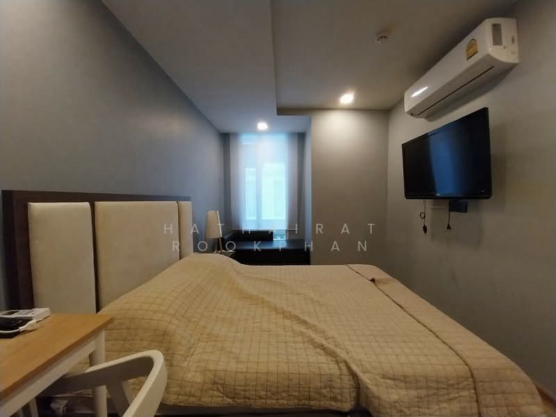 Maestro 01 Sathorn-Yenakat, Bangkok, 14 Yen Akat Road, Thung Maha Mek, Sathon, Bangkok, 1 Bedroom, 34 sqm, Condo For Rent, by Hathairat Rookphan, 500434253 - DDproperty.com