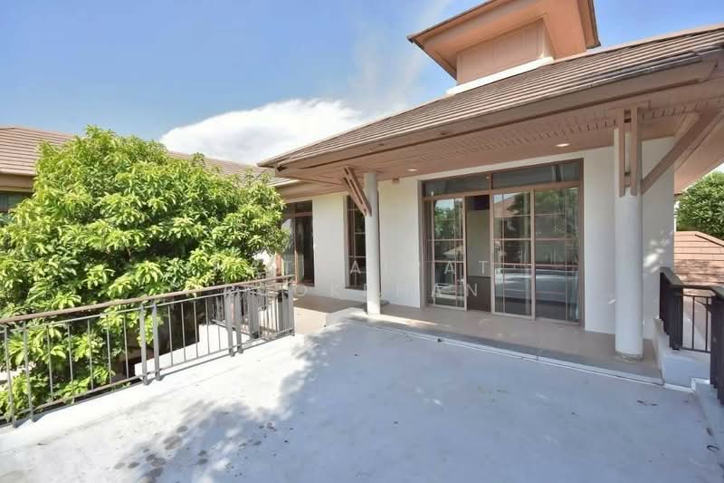 3-BR House, Bangkok, Suan Luang, Bangkok, 3 Bedrooms, 450 sqm, Single Detached House For Rent, by Hathairat Rookphan, 500434270 - DDproperty.com