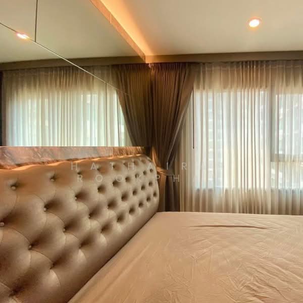 Life Asoke, Bangkok, Asoke-Dindang Road, Bang Kapi, Huai Khwang, Bangkok, 1 Bedroom, 30 sqm, Condo For Sale, by Hathairat Rookphan, 500434312 - DDproperty.com