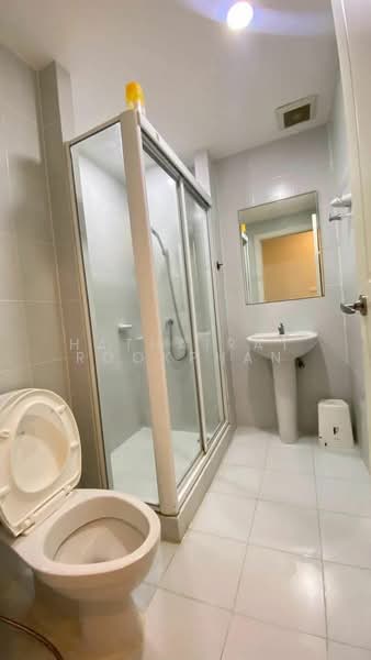 Elements Srinakarin, Bangkok, 43-1 Soi Supaphong 3, Intersection 4, Srinakarin Road, Nong Bon, Prawet, Bangkok, 2 Bedrooms, 67 sqm, Condo For Rent, by Hathairat Rookphan, 500434328 - DDproperty.com