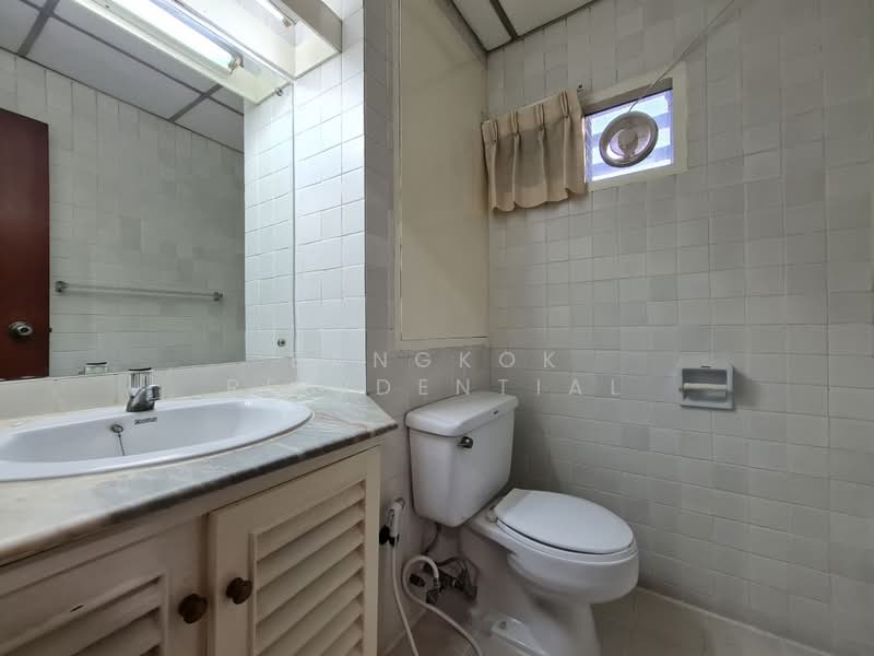 Tubtim Mansion, Bangkok, 59/2 Soi Sukhumvit 39, Khlong Tan Nua, Watthana, Bangkok, 3 Bedrooms, 251 sqm, Apartment For Rent, by Bangkok Residential, 500434353 - DDproperty.com