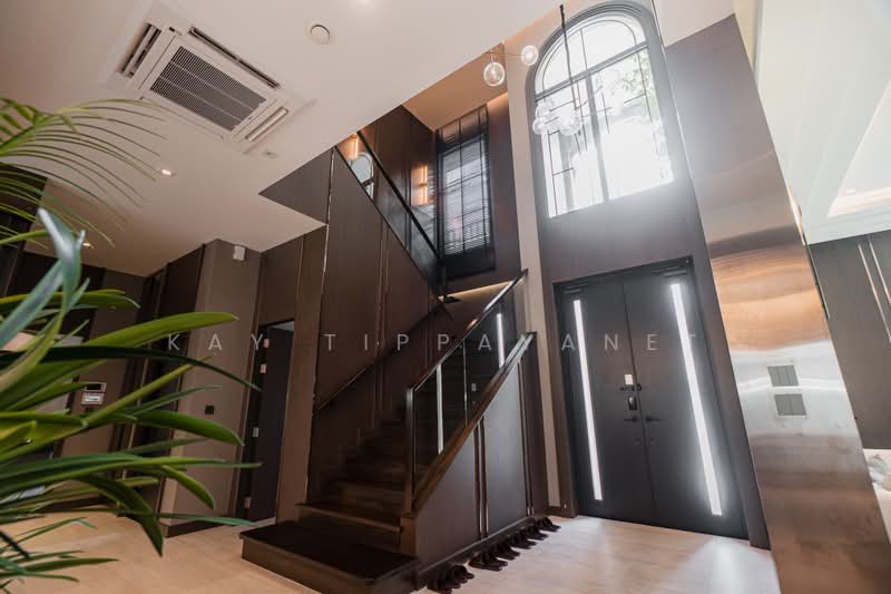 Grand Bangkok Boulevard Bangna-Km.15 : แกรนด์ บางกอก บูเลอวาร์ด บางนา-กม.15, สมุทรปราการ, ทางคู่ขนาน ถนนบางนา-ตราด, บางโฉลง, บางพลี, สมุทรปราการ, 508 ตร.ม., บ้านเดี่ยว ขาย, โดย Kay Tippayanet, 500434440 - DDproperty.com