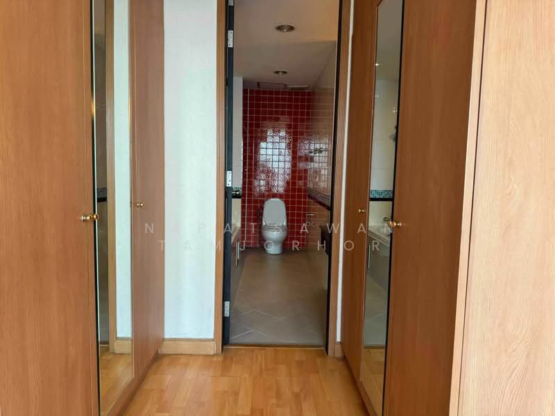 Citi Smart Sukhumvit 18, Bangkok, 366 Soi Sukhumvit 18, Sukhumvit Road, Khlong Toei, Bangkok, 2 Bedrooms, 80 sqm, Condo For Rent, by Napatsawan Tamjorhor, 500434472 - DDproperty.com