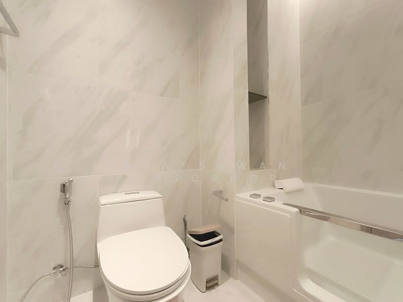 The Room Sukhumvit 38, Bangkok, Soi Sukhumvit 38, Phra Kanong, Khlong Toei, Bangkok, 1 Bedroom, 43 sqm, Condo For Rent, by Napatsawan Tamjorhor, 500434496 - DDproperty.com