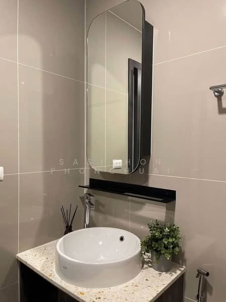XT Huaikhwang, Bangkok, 244 Ratchadaphisek Road, Huai Khwang, Bangkok, 1 Bedroom, 35 sqm, Condo For Rent, by Sasithon Phonchuai, 500434534 - DDproperty.com