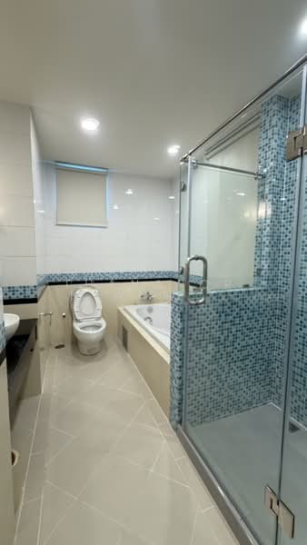 Citi Smart Sukhumvit 18, Bangkok, 366 Soi Sukhumvit 18, Sukhumvit Road, Khlong Toei, Bangkok, 2 Bedrooms, 110 sqm, Condo For Rent, by Thanaporn Wongcharoen, 500434550 - DDproperty.com