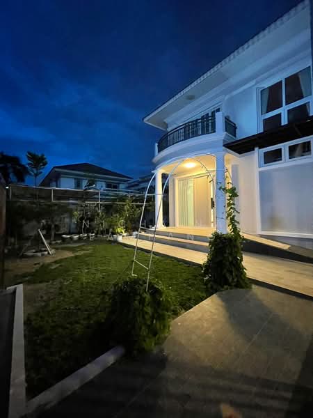 Sukhumvit Garden City 2, Bangkok, Bang Chak, Phra Khanong, Bangkok, 4 Bedrooms, 250 sqm, Single Detached House For Sale, by Nicha Na Lampang, 500434552 - DDproperty.com