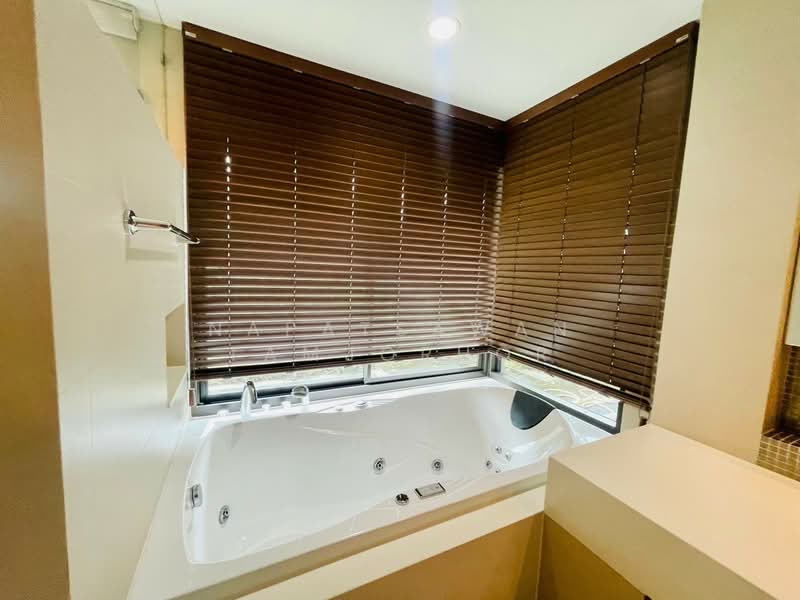Private Nirvana Residence North-East, Bangkok, Soi Yothin Phatthana 11 Yak 7, Khlong Chan, Bang Kapi, Bangkok, 4 Bedrooms, 350 sqm, Single Detached House For Sale, by Napatsawan Tamjorhor, 500434594 - DDproperty.com