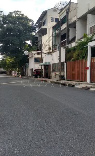 บ้าน 4-ห้องนอน, กรุงเทพ, พระโขนง, คลองเตย, กรุงเทพ, 250 ตร.ม., บ้านเดี่ยว ขาย, โดย Nicha Na Lampang, 500434600 - DDproperty.com