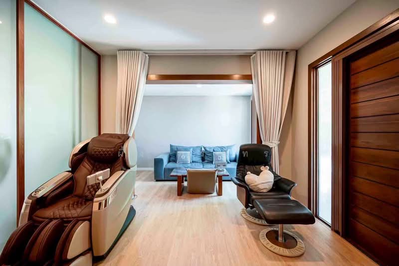 Burasiri Krungthep Kreetha, Bangkok, 95 Soi Pracha Ruam Chai, Hua Mak, Bang Kapi, Bangkok, 4 Bedrooms, 220 sqm, Single Detached House For Sale, by ผึ้ง ภรภัทร, 500434624 - DDproperty.com