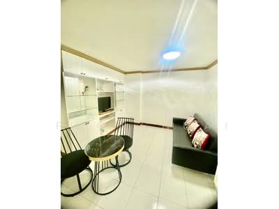 ขาย - Rin House Condo : รินเฮ้าส์ คอนโดมิเนียม, กรุงเทพ
