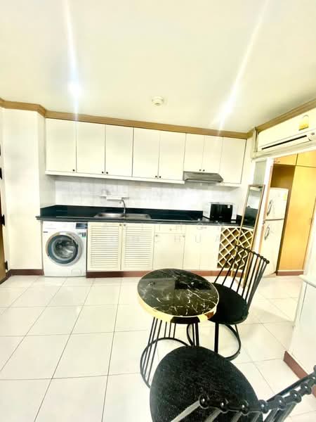 Rin House Condo : รินเฮ้าส์ คอนโดมิเนียม, กรุงเทพ, ถนน สุขุมวิท39, คลองตันเหนือ, วัฒนา, กรุงเทพ, 50 ตร.ม., คอนโด ขาย, โดย Sasithon Phonchuai, 500434661 - DDproperty.com