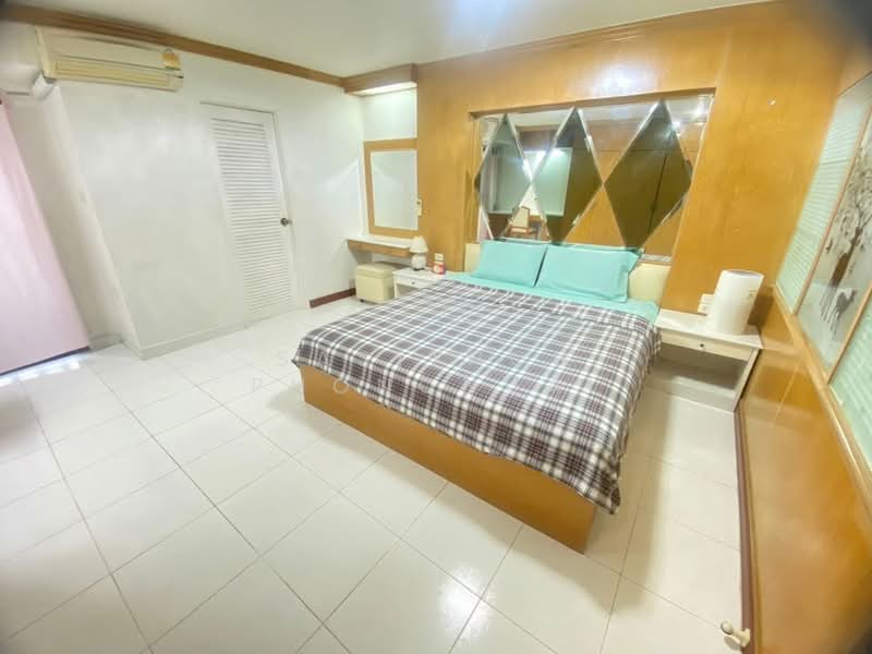 Rin House Condo : รินเฮ้าส์ คอนโดมิเนียม, กรุงเทพ, ถนน สุขุมวิท39, คลองตันเหนือ, วัฒนา, กรุงเทพ, 50 ตร.ม., คอนโด ขาย, โดย Sasithon Phonchuai, 500434661 - DDproperty.com