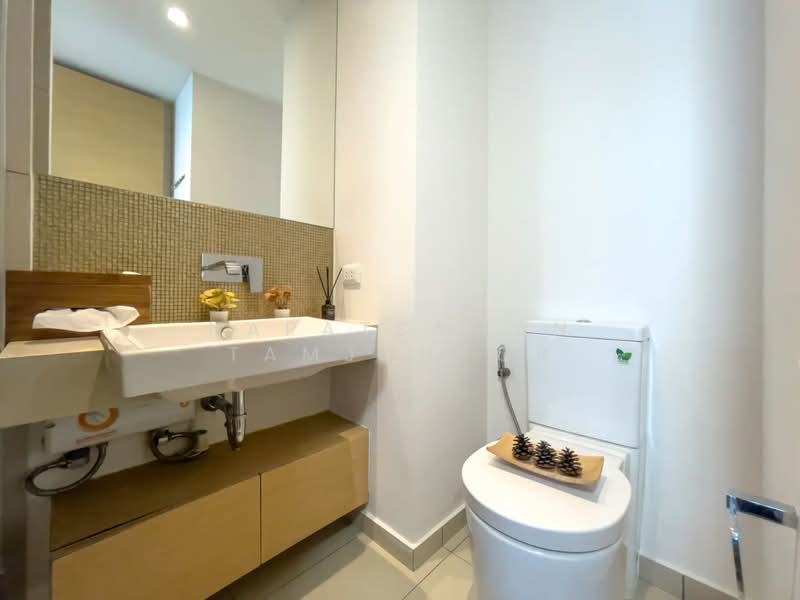 The Lofts Ekkamai, Bangkok, 1415 Sukhumvit Road, Phra Kanong Nua, Watthana, Bangkok, Studio, 32 sqm, Condo For Rent, by Napatsawan Tamjorhor, 500434664 - DDproperty.com