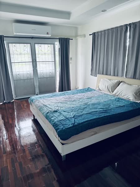 Perfect Place Ramkhamhaeng 164, Bangkok, Soi Ramkhamhaeng 164, Saphan Sung, Bangkok, 3 Bedrooms, 160 sqm, Single Detached House For Sale, by HOME Real Estate Service, 500434695 - DDproperty.com