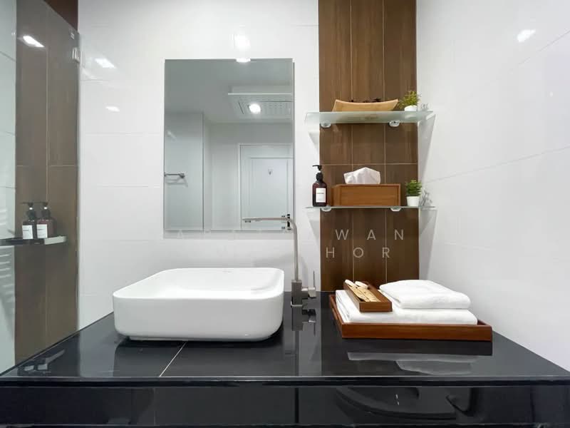 The Next Garden Mix, Bangkok, 115 Sukhumvit 52 Road, Bang Chak, Phra Khanong, Bangkok, 1 Bedroom, 59 sqm, Condo For Rent, by Napatsawan Tamjorhor, 500434701 - DDproperty.com